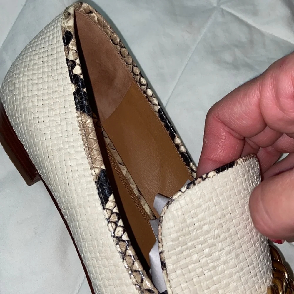 RARE Like new Tory Burch mini Benton charm loafers